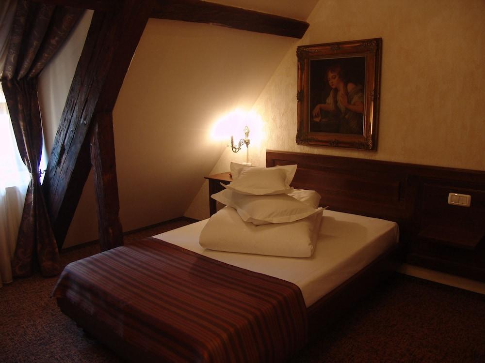 Bella Muzica Hotel Brașov Exterior foto