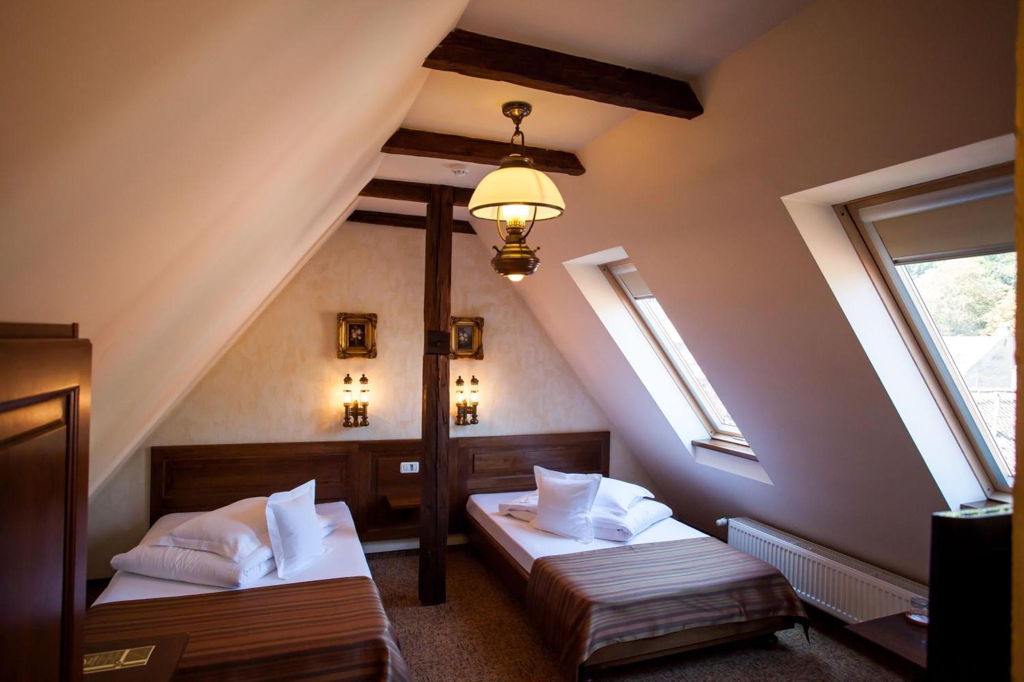 Bella Muzica Hotel Brașov Exterior foto