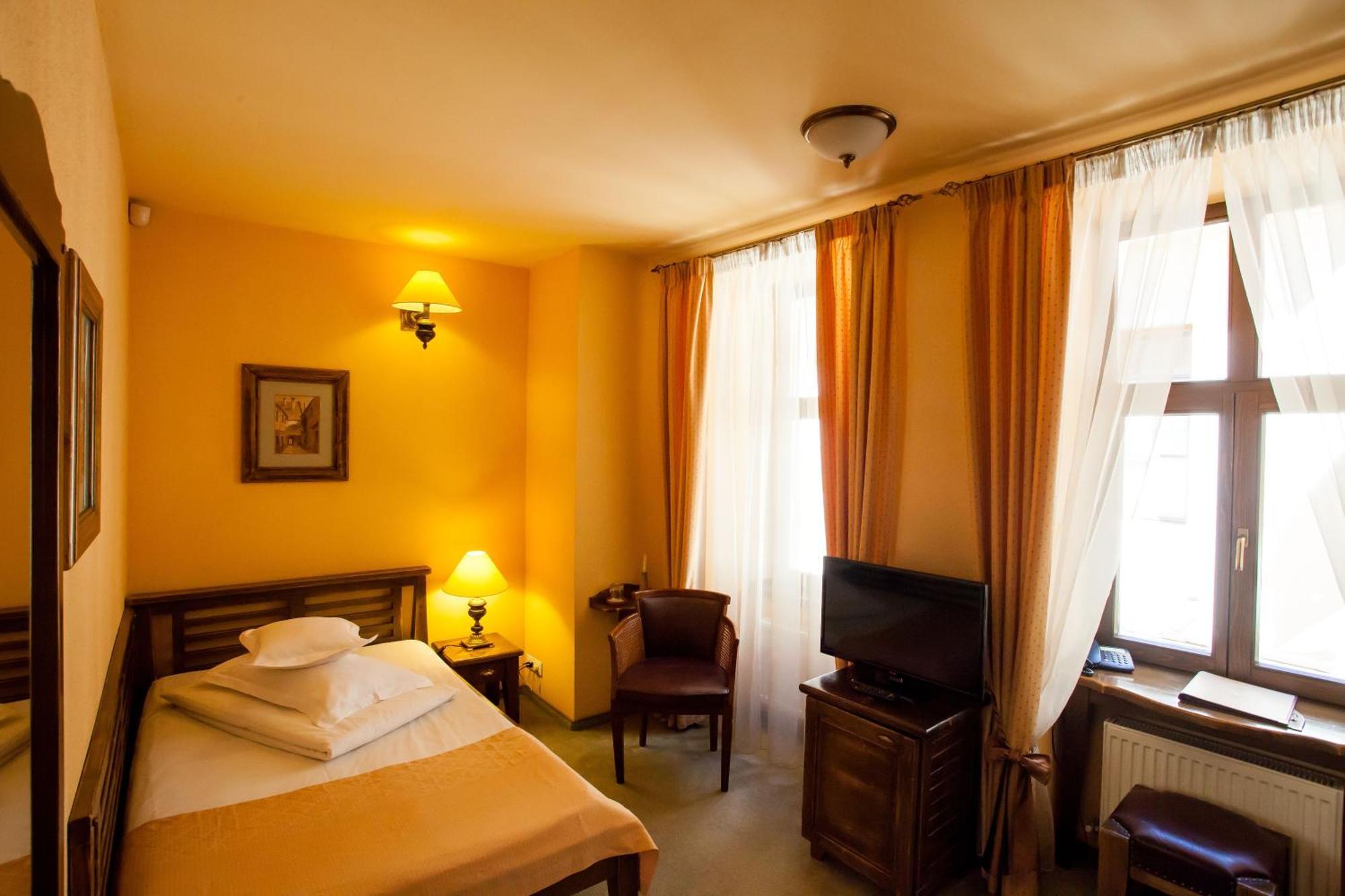 Bella Muzica Hotel Brașov Exterior foto