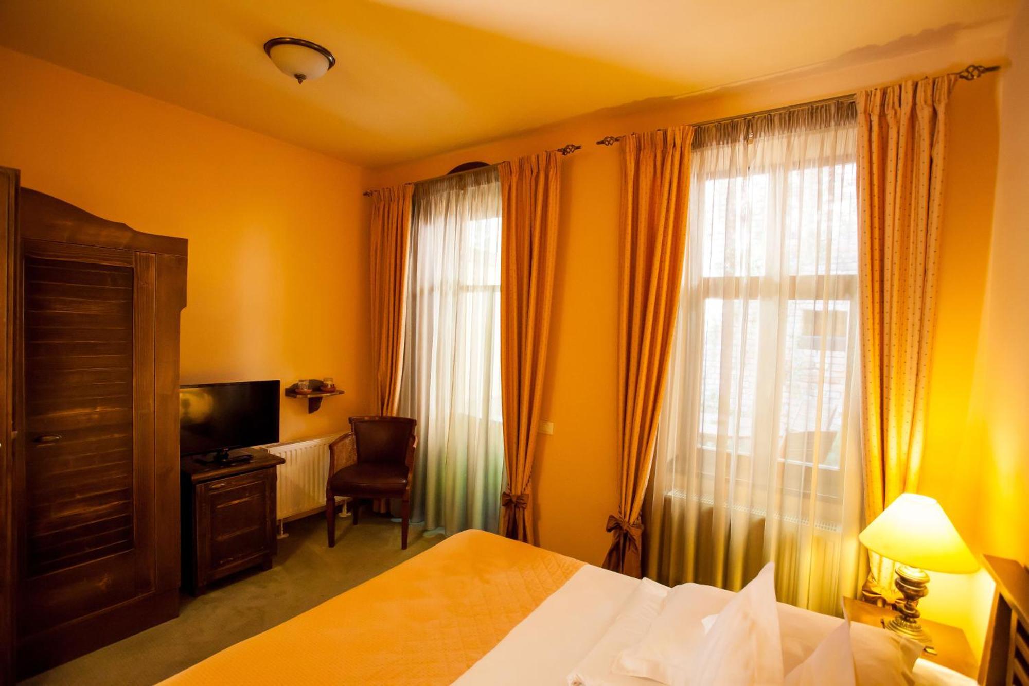Bella Muzica Hotel Brașov Cameră foto